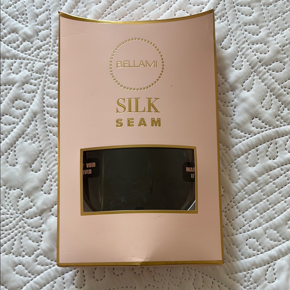 BELLAMI Silk Seam Hair Extension - Black
